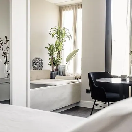 Modern Nik Apt
