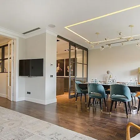 Modern Nik Apt *